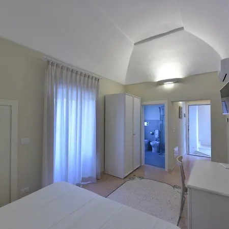 Oda ve Kahvaltı Fortino San Giorgio 3*